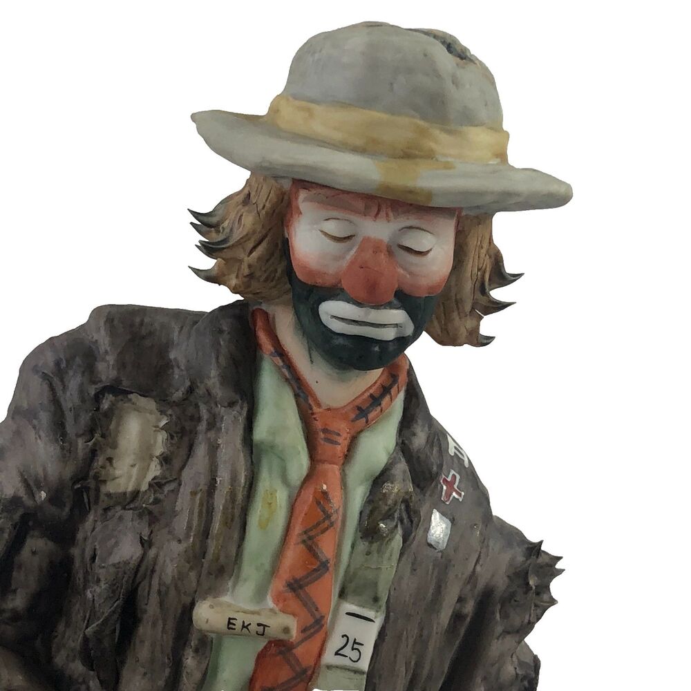 Flambro Emmett Kelly Porcelaine Figurine Signature EKJ Hole in the Sole VTG